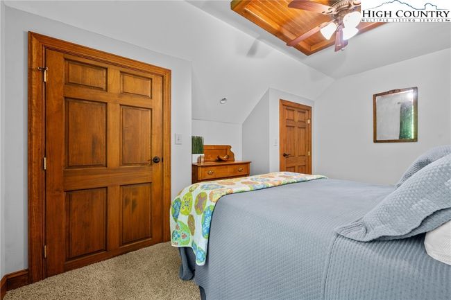 Upstairs Bedroom 2 | Image 29