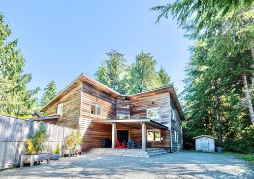 1316 Lynn Rd, Tofino, BC, V0R2Z0 | Card Image