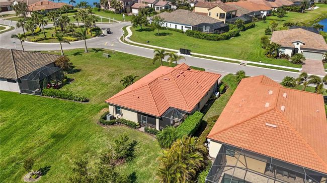 10008 Carnoustie Pl, House other with 3 bedrooms, 2 bathrooms and null parking in BRADENTON FL | Image 39