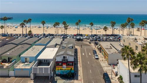a-2214 W Oceanfront, Newport Beach, CA, 92663 | Card Image