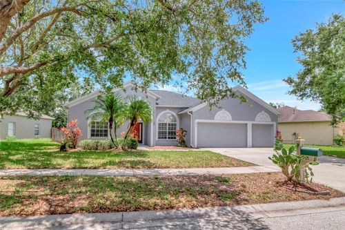 6813 Regents Village Way, APOLLO BEACH, FL, 33572-1506 | Card Image
