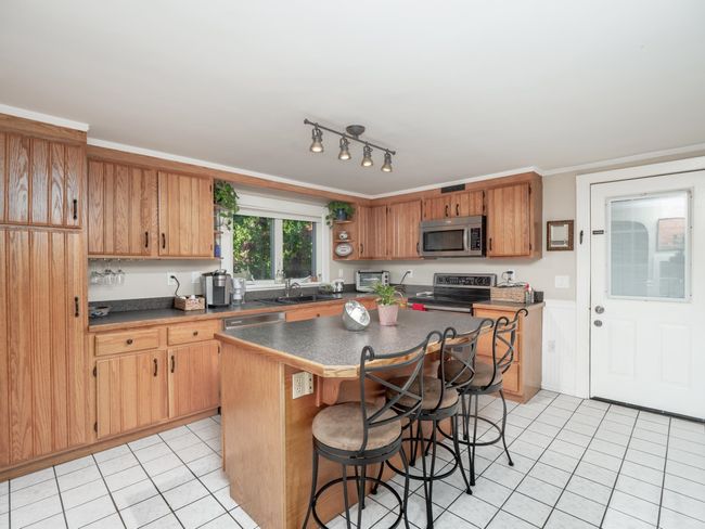 2 E Dunstable Rd, House other with 3 bedrooms, 2 bathrooms and null parking in Nashua NH | Image 10