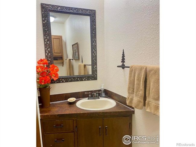 Small non-conforming bedroom or office in 3 Bedroom Side | Image 17