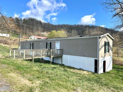 13 Woods Rd, Castlewood, VA, 24224-7181 | Card Image