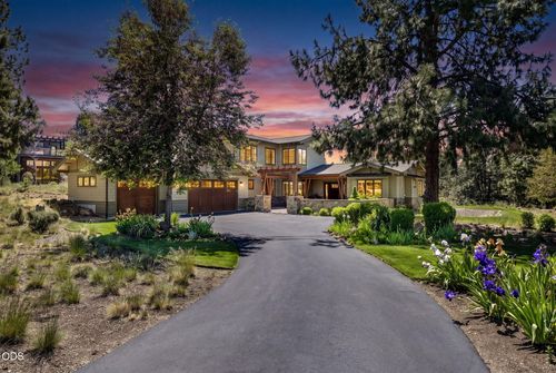 61525 Meeks Trl, Bend, OR, 97702-3618 | Card Image