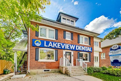 123 Collier St, Barrie, ON, L4M1H5 | Card Image