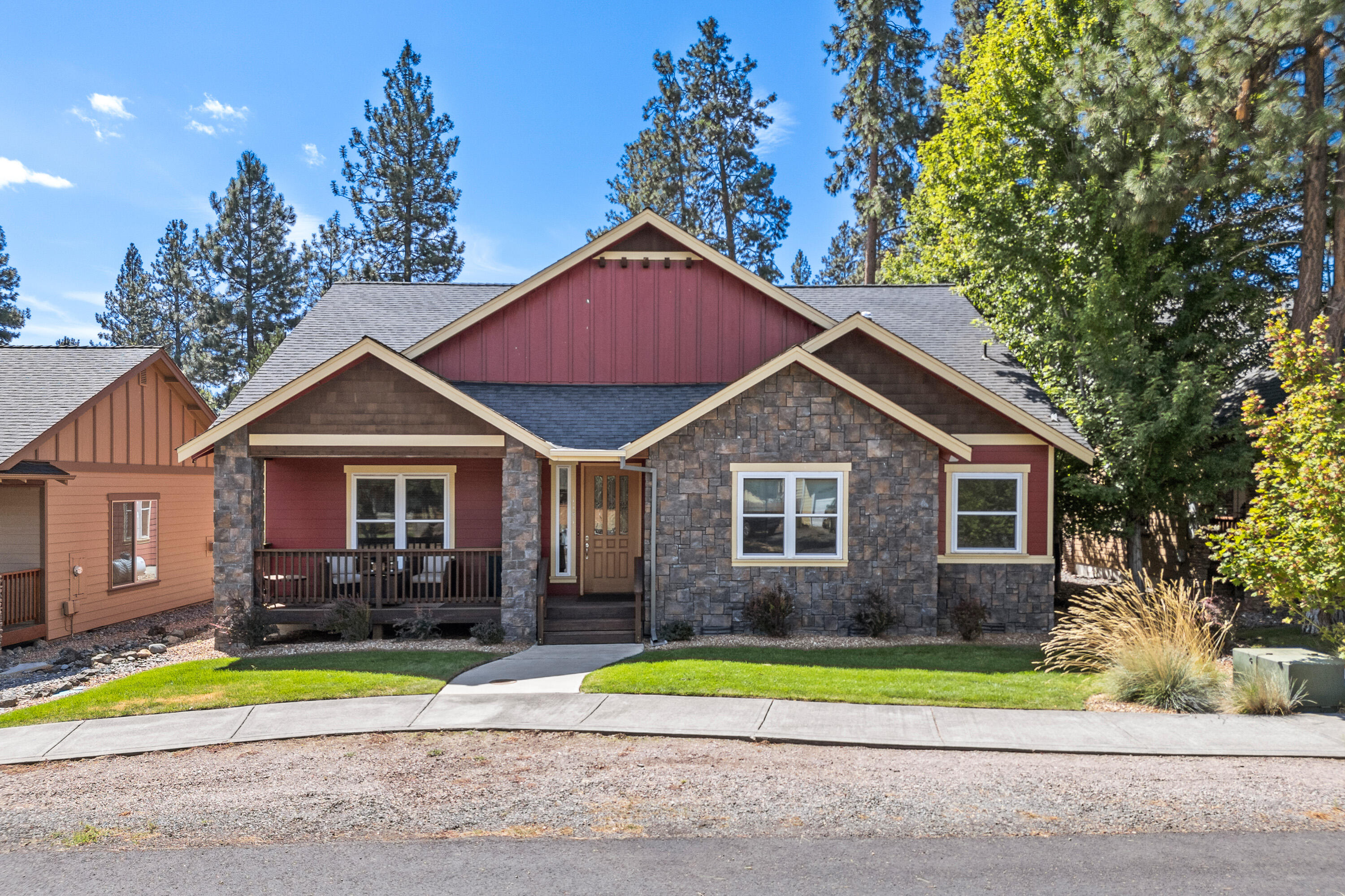 Cascade Ave, Sisters, OR 97759