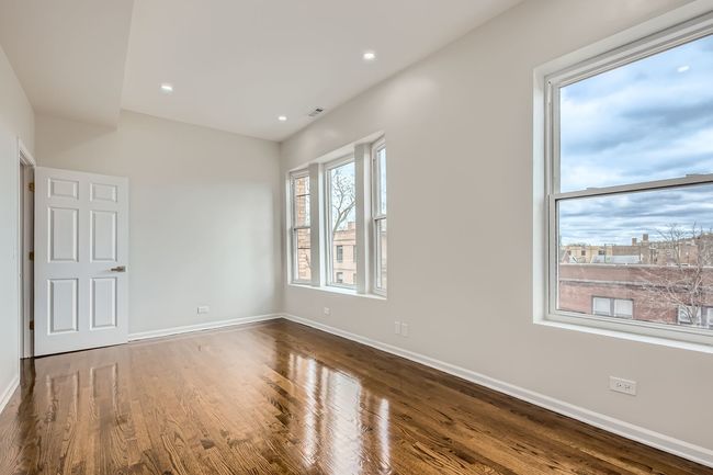 Primary Bedroom | Image 17