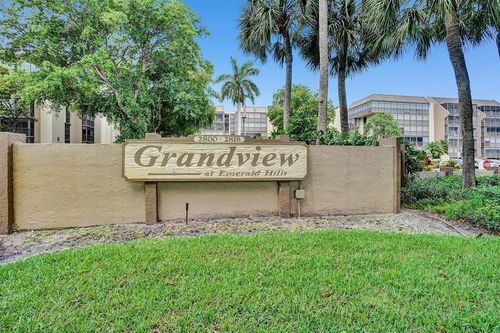 apt-585k-2818 N 46th Ave, Hollywood, FL, 33021-2925 | Card Image
