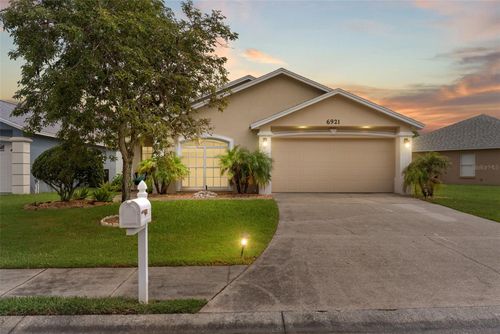 6921 Shimmering Dr, LAKELAND, FL, 33813-3332 | Card Image