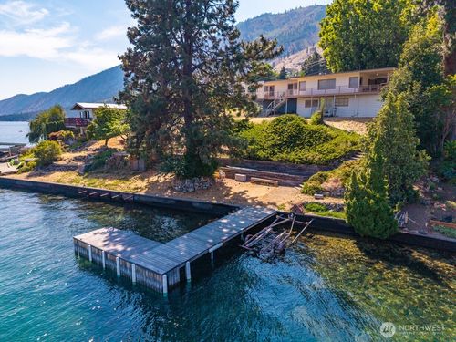 15082 S Lakeshore Rd, Chelan, WA, 98816-9362 | Card Image