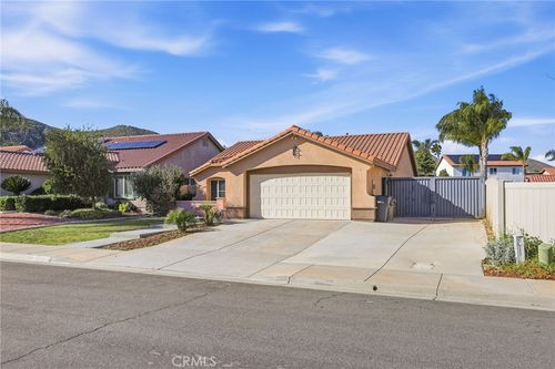 25088 Babbling Brook Cir, Menifee, CA, 92584 | Card Image