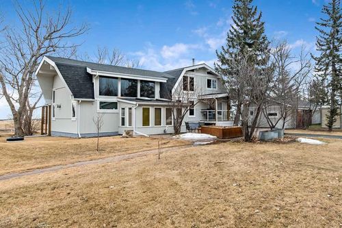 253043 Range Road 280, Rocky View County, AB, T1Z0E3 | Card Image