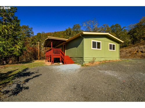 2193 Canyonville Riddle Rd, Riddle, OR, 97469-9781 | Card Image