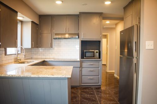 1723 Alta Vista Street, Houston, TX, 77023 | Card Image