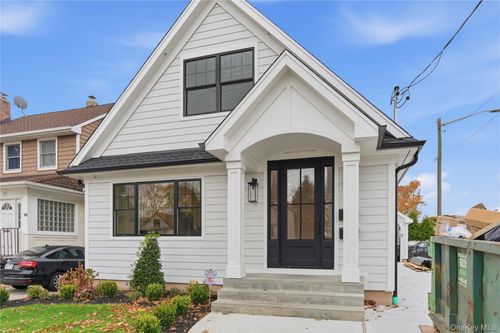 6 Cammerer Ave, East Rockaway, NY, 11518-1906 | Card Image