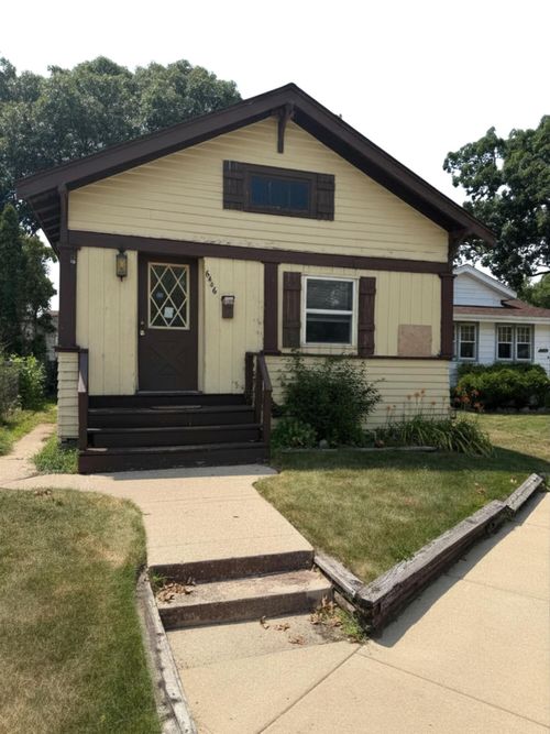 6446 Crescent Place, Hammond, IN, 46324 | Card Image