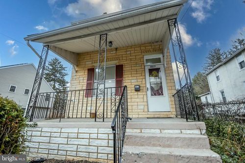 3817 Dennison Ave, DREXEL HILL, PA, 19026-2712 | Card Image