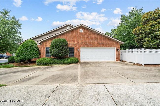 4465 Orchard Knob Ln, Townhouse with 3 bedrooms, 2 bathrooms and 2 parking in High Point NC | Image 40