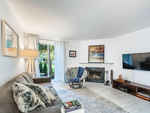 811-95 Trailwood Dr, Mississauga, ON, L4Z3L2 | Card Image