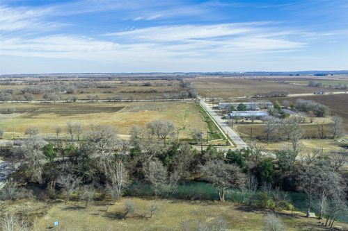 333 Quail Run Rd, Martindale, TX, 78655-3950 | Card Image