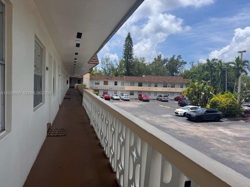 208-1860 Venice Park Dr, North Miami, FL, 33181-1970 | Card Image