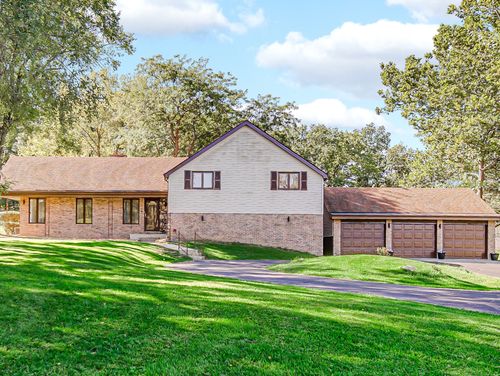 3317 E Buried Oak Dr, Crete, IL, 60417-1800 | Card Image