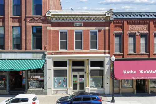 125 Main St S, Stillwater, MN, 55082-5787 | Card Image