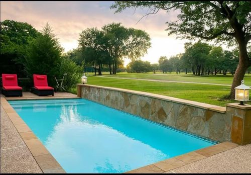 121 April Waters Dr N, Montgomery, TX, 77356-8826 | Card Image