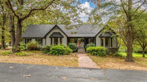 6 Springhill Dr W, Greenbrier, AR, 72058-9236 | Card Image