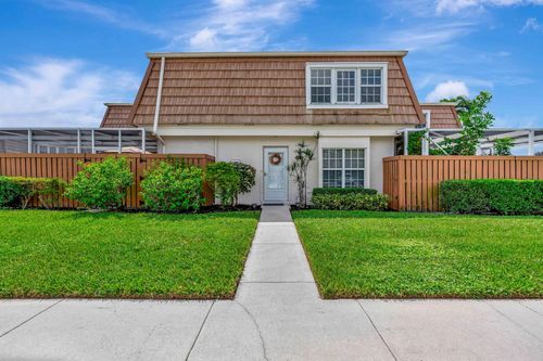 27-11571 Winchester Dr, Palm Beach Gardens, FL, 33410-2647 | Card Image