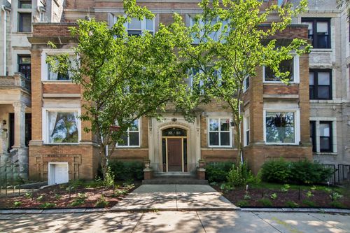 1-815 E Drexel Sq, Chicago, IL, 60615-3872 | Card Image