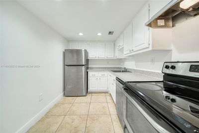 122 - 1805 Sans Souci Blvd, Condo with 1 bedrooms, 1 bathrooms and null parking in North Miami FL | Image 1