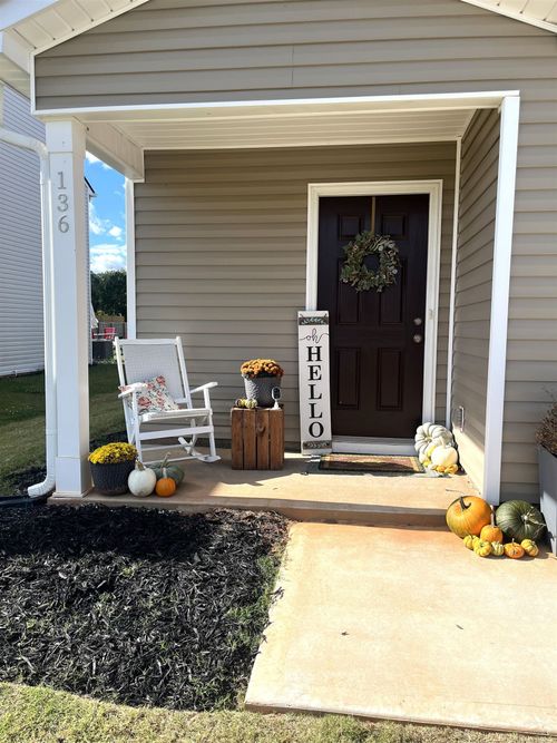 136 Field Crest Lane, Gaffney, SC, 29341 | Card Image