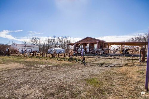 505 W 4th St, Chapman, KS, 67431-8937 | Card Image