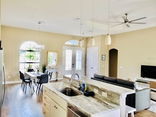 Kitchen - Living Room | Image 12