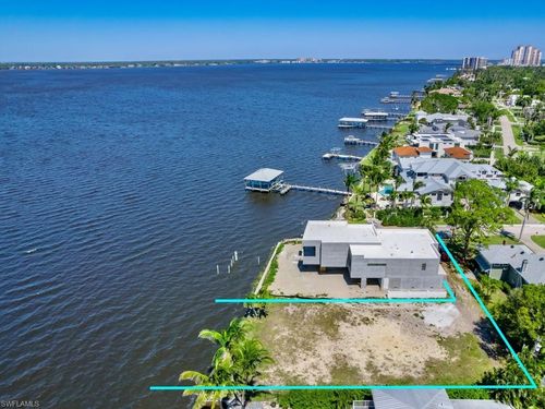 1204 Alhambra Dr, FORT MYERS, FL, 33901-6602 | Card Image