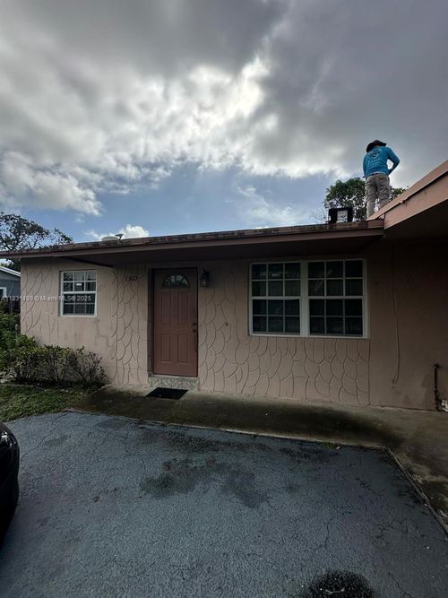 1360 Sw 6th Ter, Deerfield Beach, FL, 33441-6313 | Card Image
