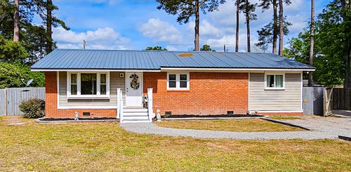 718 Azalea Dr, Walterboro, SC, 29488-2504 | Card Image