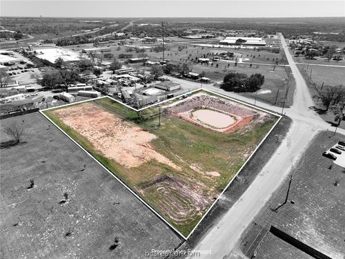 1057 S Tesch Street, Bellville, TX, 77418 | Card Image