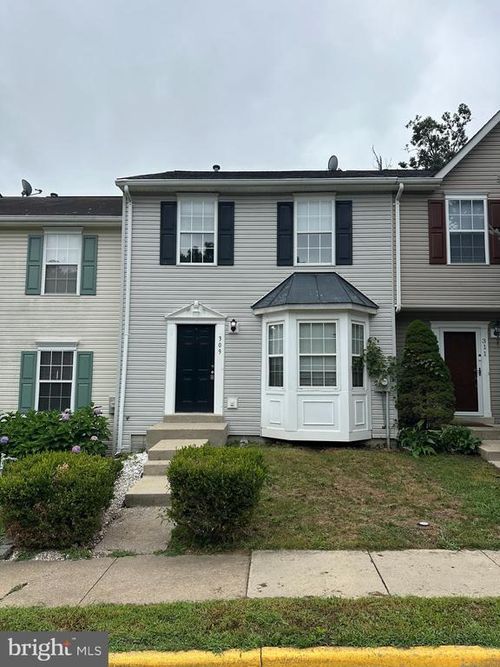 309 Sherando Cir, STEPHENS CITY, VA, 22655-4035 | Card Image