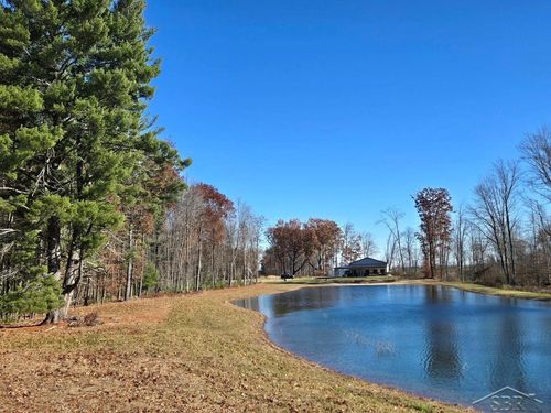 12465 Fergus Rd, Saint Charles, MI, 48655-9652 | Card Image