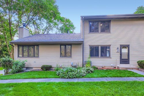 4387 Arden View Ct, Arden Hills, MN, 55112-1946 | Card Image