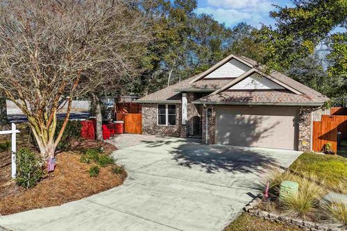 600 Wild Heron Way, Pensacola, FL, 32506 | Card Image