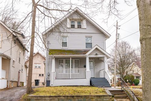 985 Bloomfield Avenue, Akron, OH, 44302 | Card Image