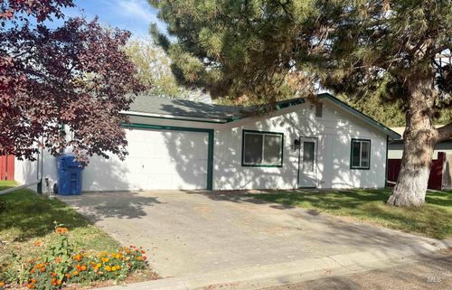 222 Avenida Del Rio Dr, Twin Falls, ID, 83301-9276 | Card Image