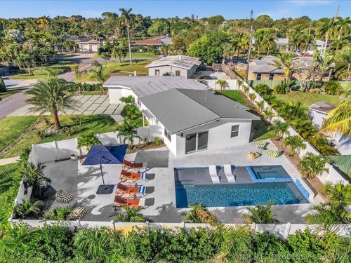 209 Ne 27th Dr, Wilton Manors, FL, 33334-1034 | Card Image