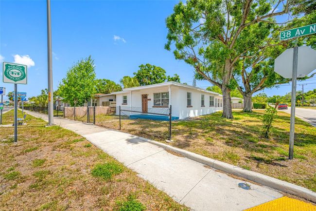 2350 38 Th Ave N, House other with 2 bedrooms, 2 bathrooms and null parking in ST PETERSBURG FL | Image 5