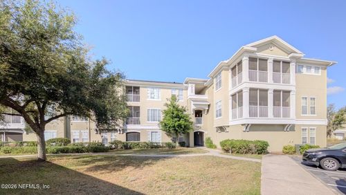 147-8290 Gate Pkwy W, JACKSONVILLE, FL, 32216-3624 | Card Image