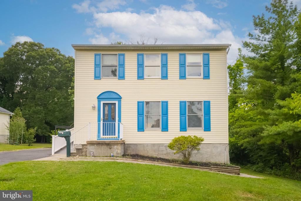 Hauf Ave, Essex, MD 21221